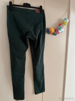 Zelené úzké kalhoty, H&M, vel. 42 - 5