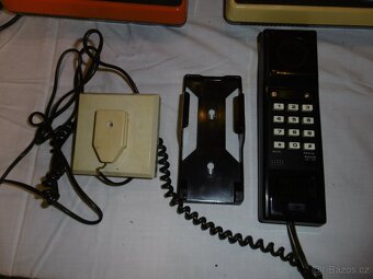tlačítkový telefon retro více kusů - 5