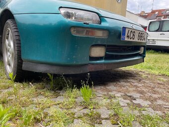 Mazda 323f V6 - 5