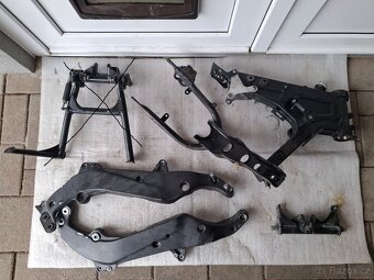 APRILIA PEGASO 650ie - 5