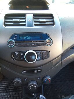 CHEVROLET SPARK 1.0 i,50 kW,107 tkm, KLIMA, nová CZ STK. - 5