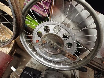 Prodám jawu 550 parez - 5