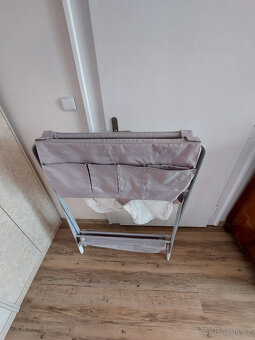 Přebalovací pult - 5