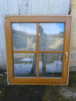 5 kusů - Dřevěné okno 111 x 123 cm - 5