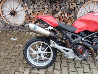 DUCATI MONSTER 1100 - 5