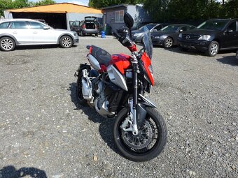 MV Agusta Stradale 800 - 5