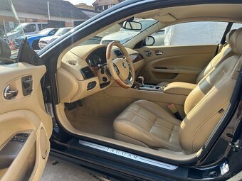 Jaguar XK 4,2 V8 automat,najeto: 189tis.km,dobry vzhled/stav - 5