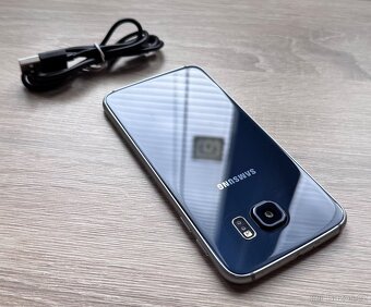 Samsung Galaxy S6 64gb modro-černý, pěkný stav. - 5