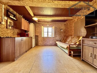 Prodej zahrady 944 m2 se zahradní chatou a kolnou - Sulislav - 5