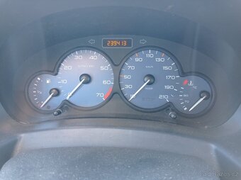 Citroen Berlingo 1.4 benzín - 5