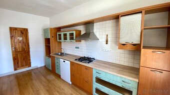 Prodej rodinného domu 170 m² s pozemkem 390 m² - Strmilov - 5