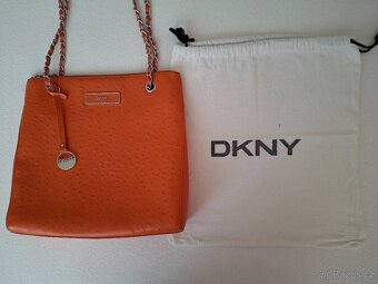 NOVÁ ZNAČKOVÁ KOŽENÁ CROSSBODY KABELKA, zn. DKNY - 5