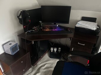 Herní PC + 2K monitor + RGB stůl a židle – komplet set - 5