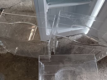 Malý mrazák Candy - 5