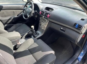 Toyota avensis - 5