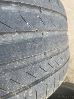 235/45 R18 Continental - 5