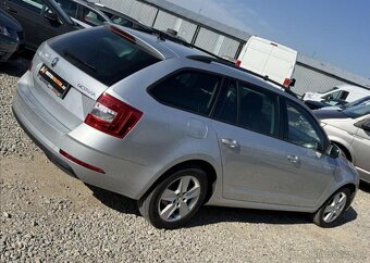Škoda Octavia 1,6 TDI 85kW DSG Style Combi nafta automat - 5