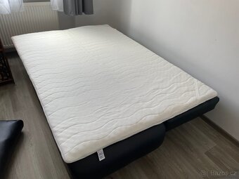 Rozkládací kožená sedačka - 5