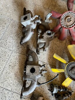 Díly motorů Ford 2,0 OHC Pinto LEVNĚ - 5