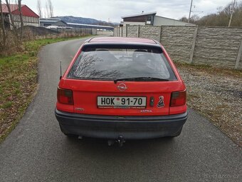Opel Astra 1.4 benzín - 5