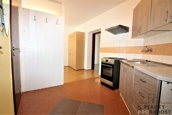 Dlouhudobý pronájem bytu 2KK ve Znojmě - 5