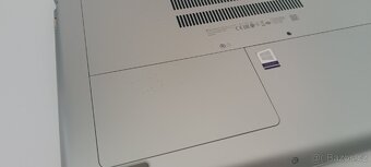 HP ProBook 450 G5 i5- 8250U 8GB RAM 256GB NVMe - 5
