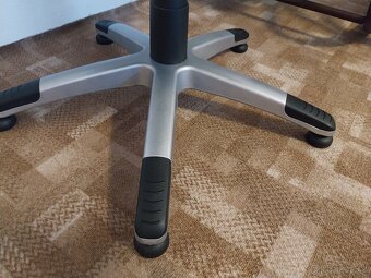 Prodám pedikérské křeslo - 5