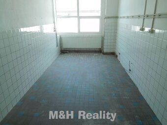 Pronájem výrobního, skladovacího, obchodního prostoru 100m2 - 5