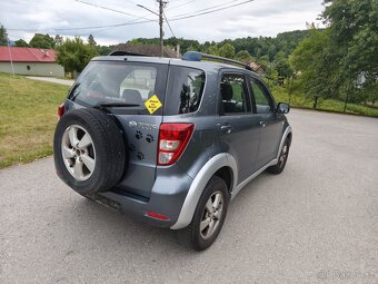 Daihatsu Terios 1.5 4x4 - 5