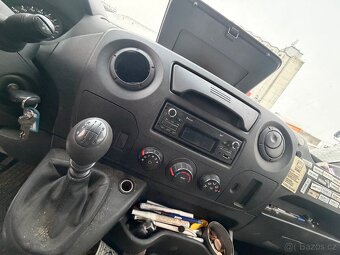 Na opravu Renault Master 2.3 - 5