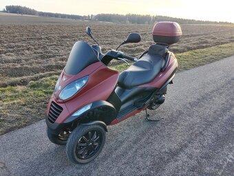 Piaggio MP3 250 Řidičák B - 5