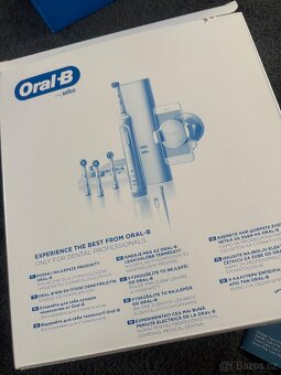 Sonický zubní kartáček Oral B Genius 8000-9000 - 5