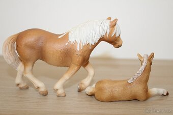 Figurky koní Schleich IV - 5