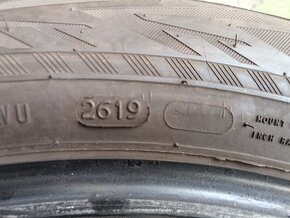 Zimní pneu Nokian WR SUV 4 - 235/55/19 - 105V - 5
