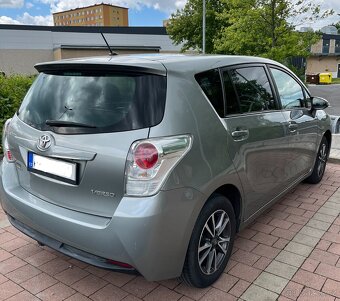 Toyota Verso 1.8 benzin r.v. 05/2013 - 5