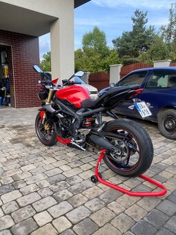 Street triple 675 - 5