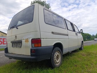 VW Transporter 2.5TDI náhradní díly - 5