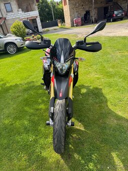 Aprilia Dorsoduro 750 - 5