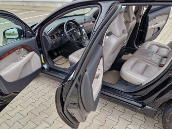 Volvo V70 2.4 - 5