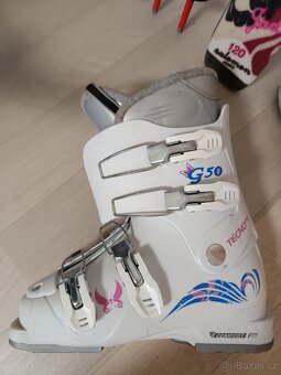 Lyžařský set, Salomon 120 cm, lyžáky Tecno Pro, hůlky Atomic - 5