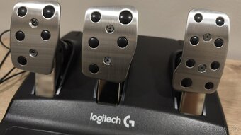 Volant Logitech G920 + pedály + řadící páka - 5