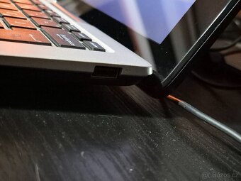 Asus Transformer book T200TA - 5