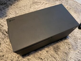 XBOX Series X 1TB - jako nový - 5