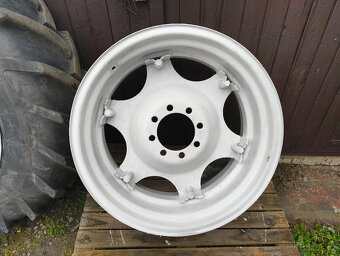 Kolo a ráfek Zetor 30 palců - 5