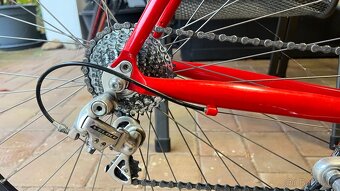 Silniční kolo SIRER Delta - 5