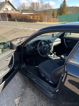 BMW 1 (E81) 118i 2.0 benzín - 5