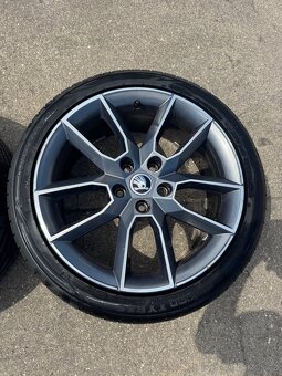 Kola Škoda Octavia 225/40 R18 - 5