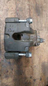 Přední brzdové třmeny Mazda 323f V BA GT V6 - 5