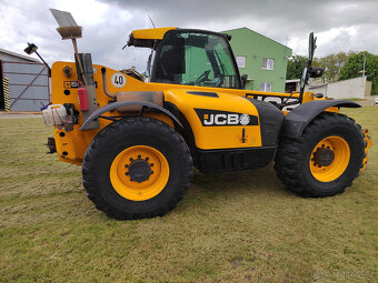 Teleskopický manipulátor JCB 550-80 Agri Plus - 5