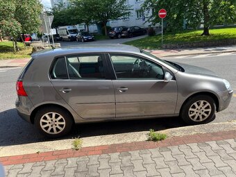 Volkswagen Golf 5, 1.6 benzin - 5